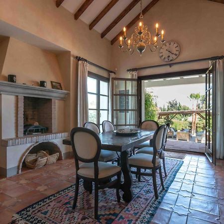 Villa Casa Sol Encantadora Villa Con Piscina 마르베야 외부 사진