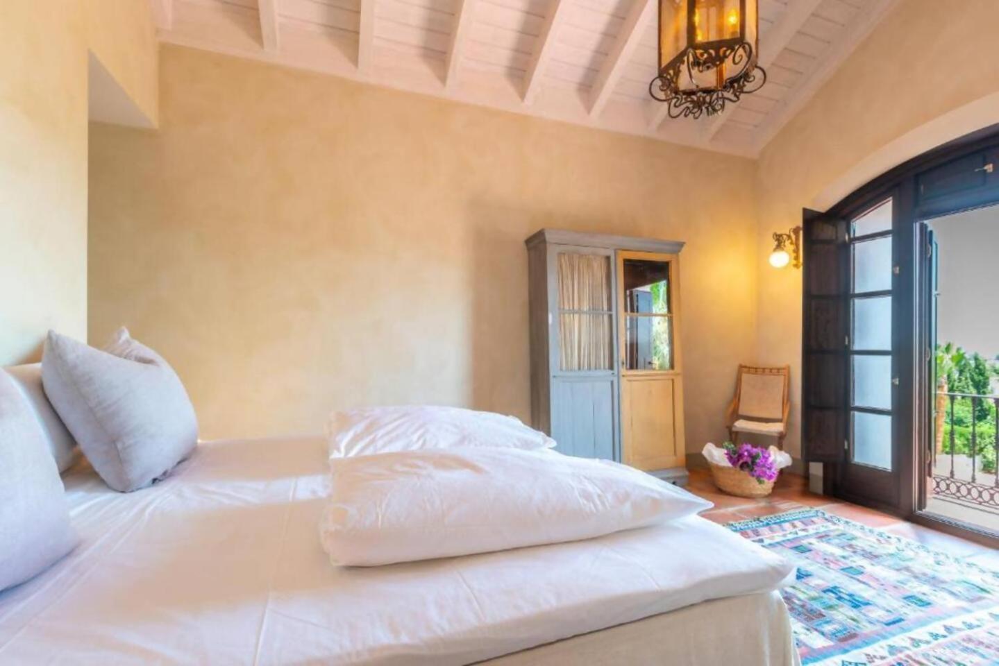 Villa Casa Sol Encantadora Villa Con Piscina 마르베야 외부 사진