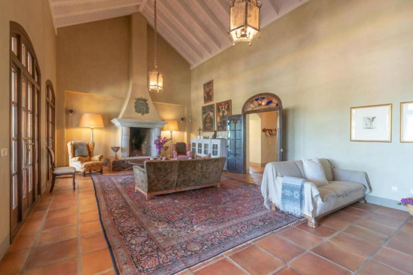 Villa Casa Sol Encantadora Villa Con Piscina 마르베야 외부 사진