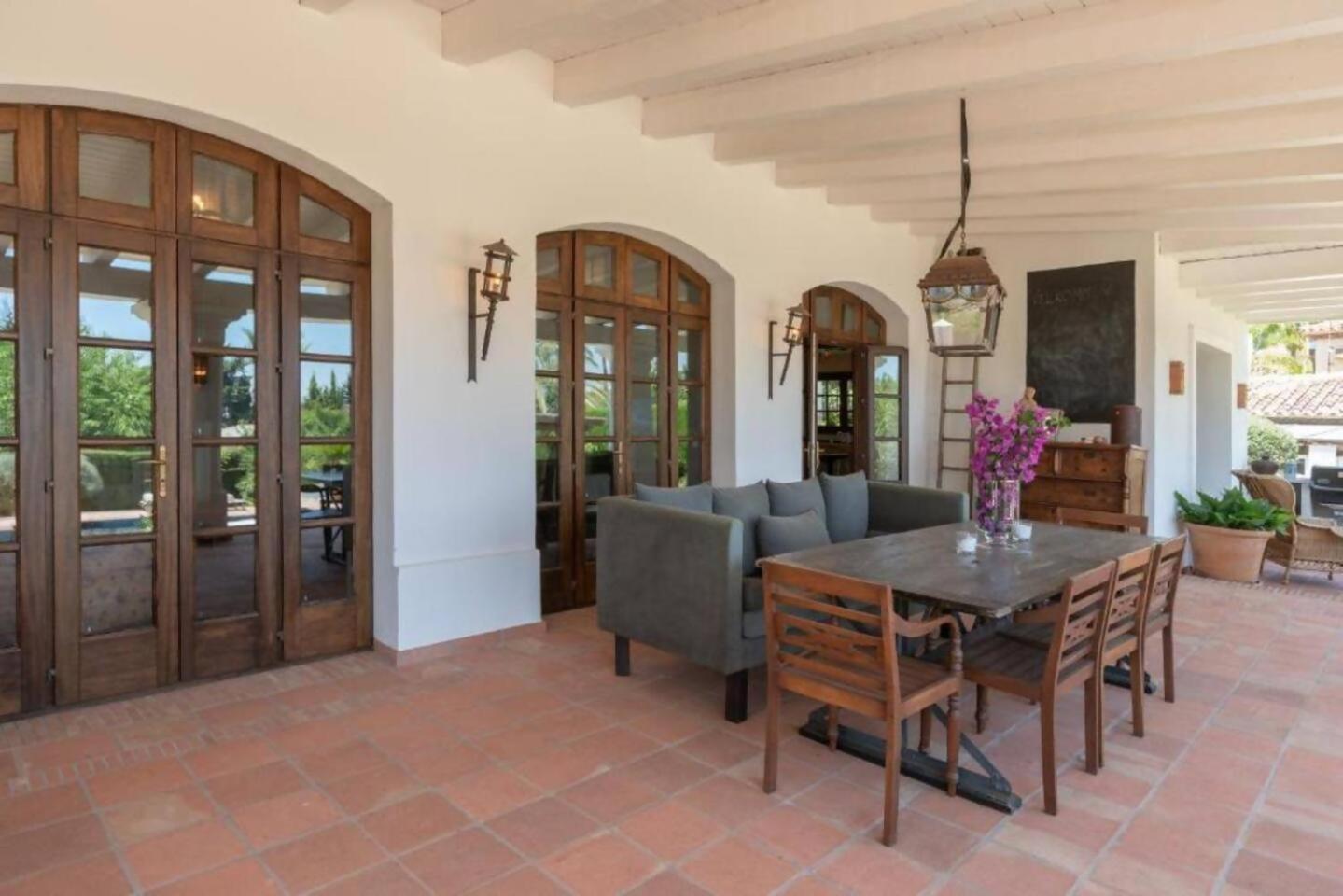 Villa Casa Sol Encantadora Villa Con Piscina 마르베야 외부 사진