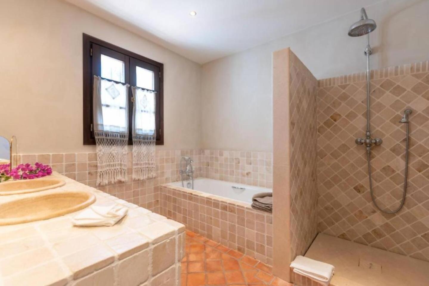 Villa Casa Sol Encantadora Villa Con Piscina 마르베야 외부 사진