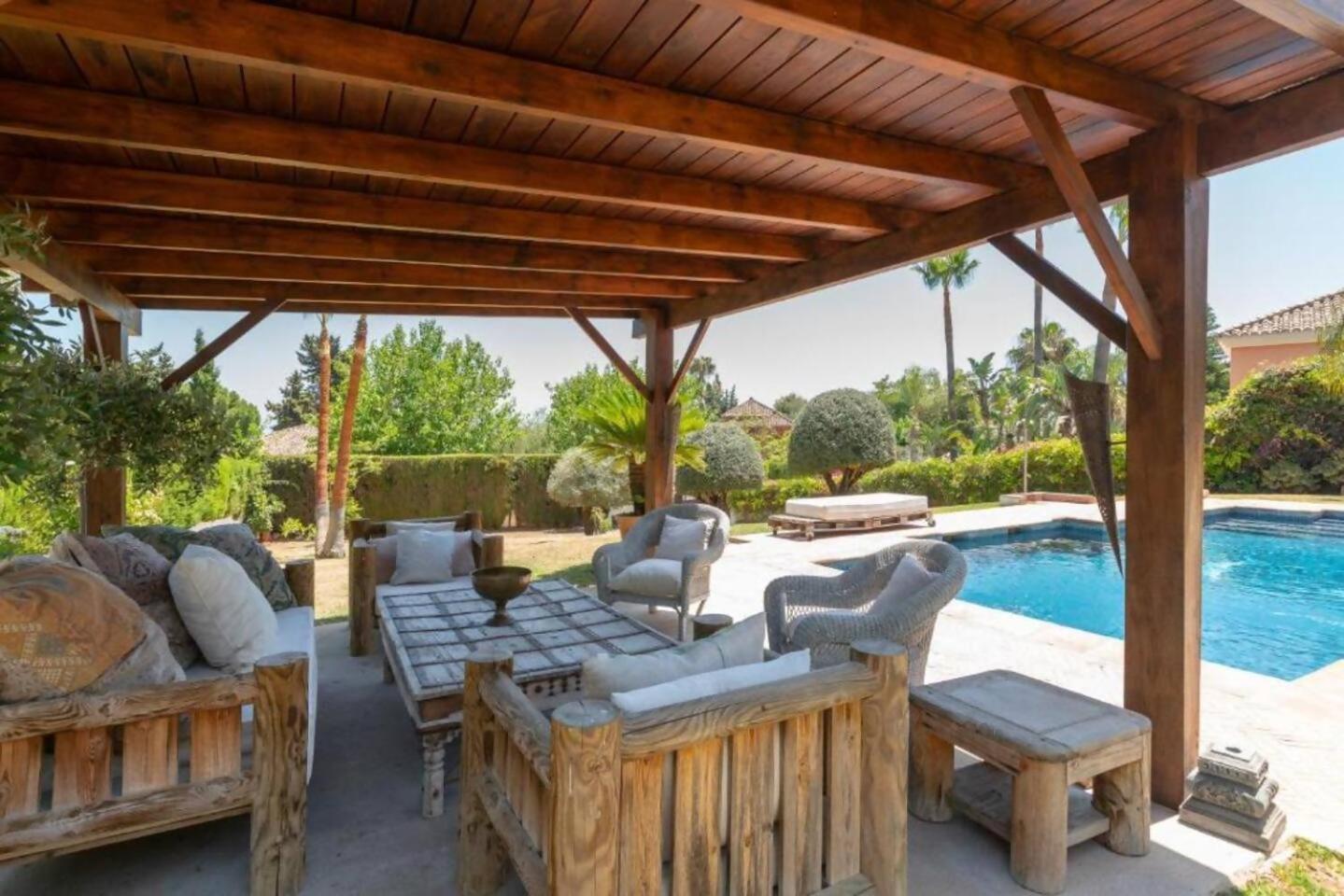 Villa Casa Sol Encantadora Villa Con Piscina 마르베야 외부 사진