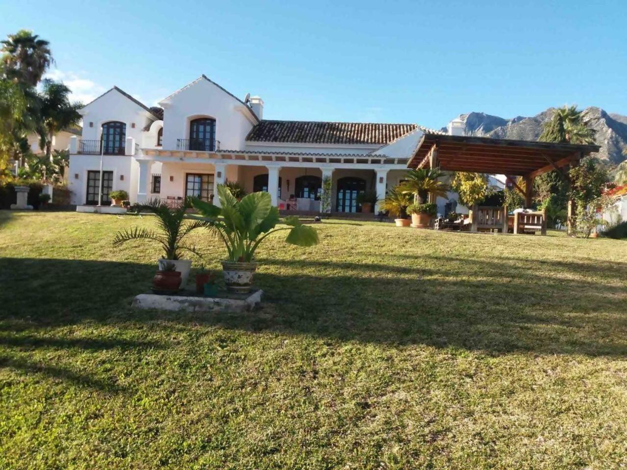 Villa Casa Sol Encantadora Villa Con Piscina 마르베야 외부 사진